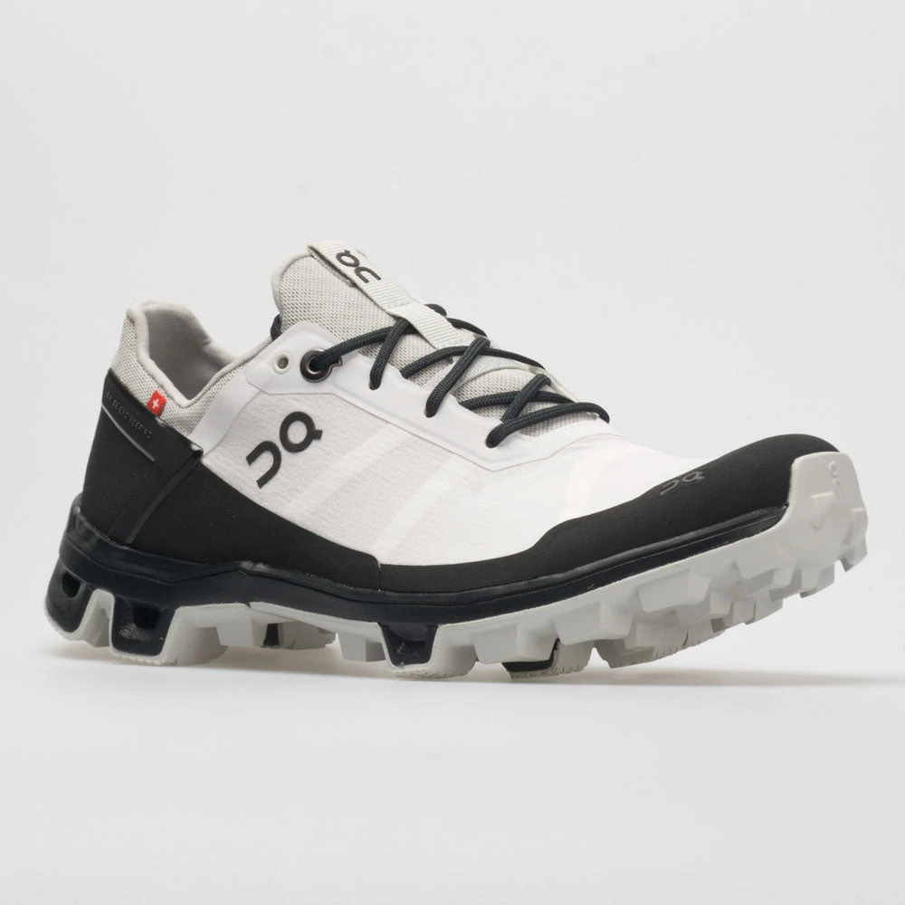 On Running On Cloudventure Peak Women's White/Black 5 On Running On Cloudventure Peak Women's White/Black - Image 5