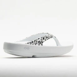 OOFOS OOlala Limited Women's White/Black Leopard 11 OOFOS OOlala Limited Women's White/Black Leopard -Best Shoe Store 570571 6