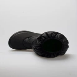 OOFOS Oomg Boot Women's Black/Black -Best Shoe Store 630956 2